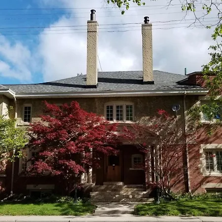 The Jane Toronto Bed and Breakfast